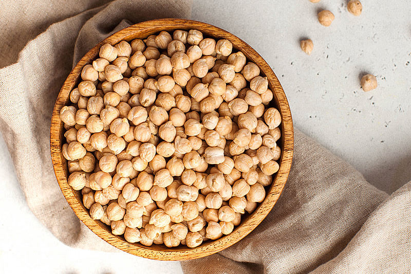 Pražena soljena čičerika - hrustljava moč stročnic